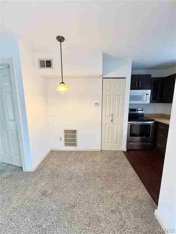 114 Ashley Dr - Photo 5 of 12