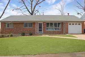 featured image of 1011 Chartres Ave