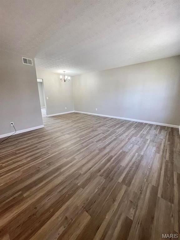 97 Devon Ct - Photo 5 of 14