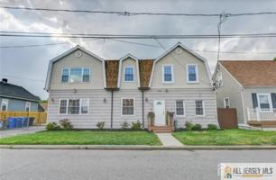 featured image of 607 Almon Ave