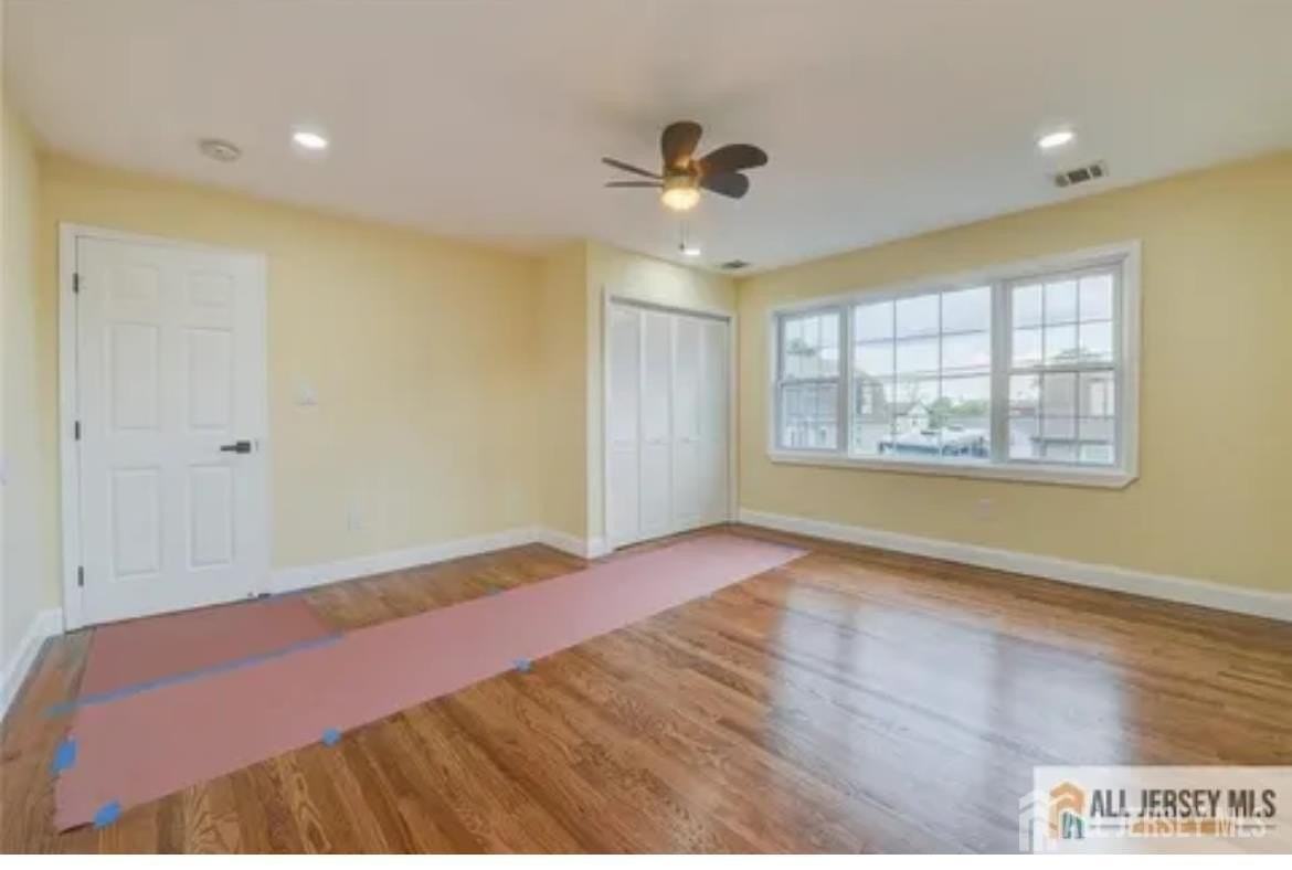 607 Almon Ave - Photo 6 of 10