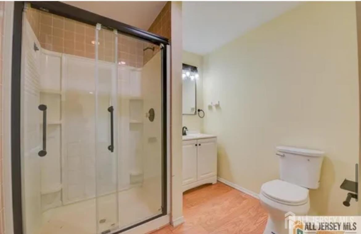 607 Almon Ave - Photo 7 of 10