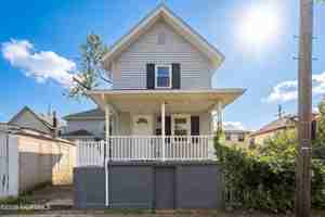 featured image of 1310 Summerfield Ave