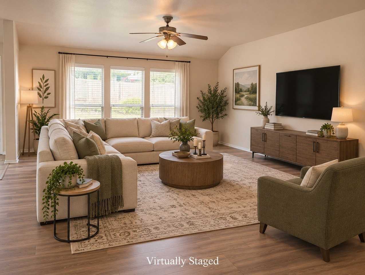 1817 Pecan Grove Dr - Photo 2 of 32