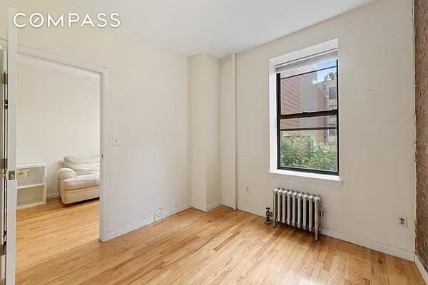 309 E 95th St #12 - Photo 4 of 4