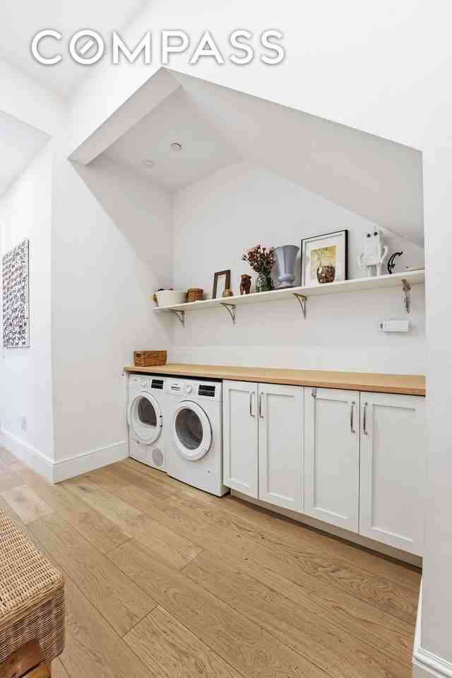 186 Clinton Ave #2B - Photo 5 of 14