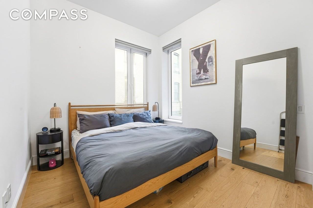 186 Clinton Ave #2B - Photo 6 of 14