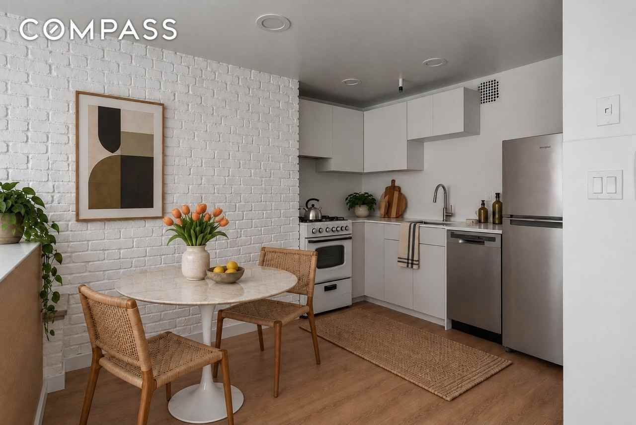 168 Dean St - Photo 3 of 8