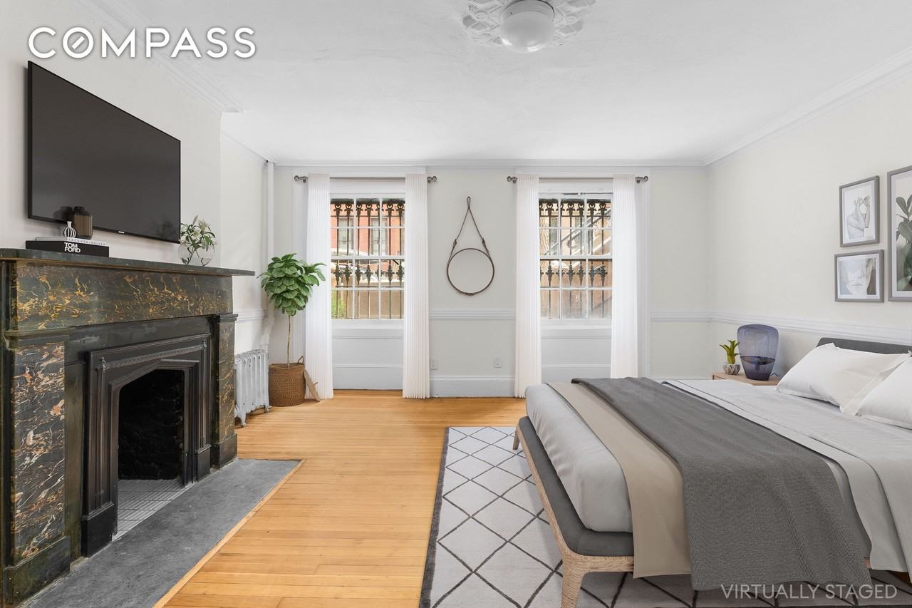 168 Dean St - Photo 6 of 8