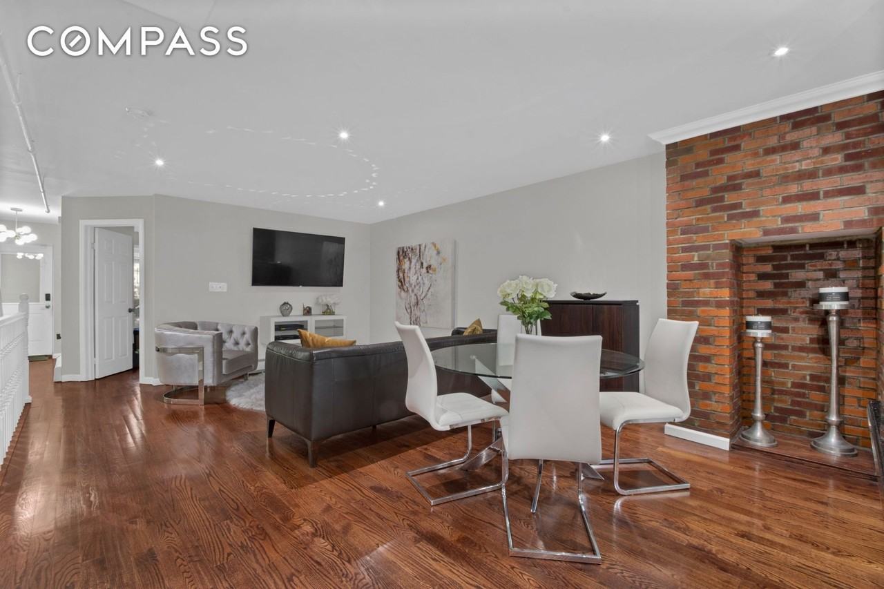 450 Quincy St #TH - Photo 4 of 12