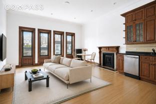 43 W 84th St #PH - Photo 1 of 1