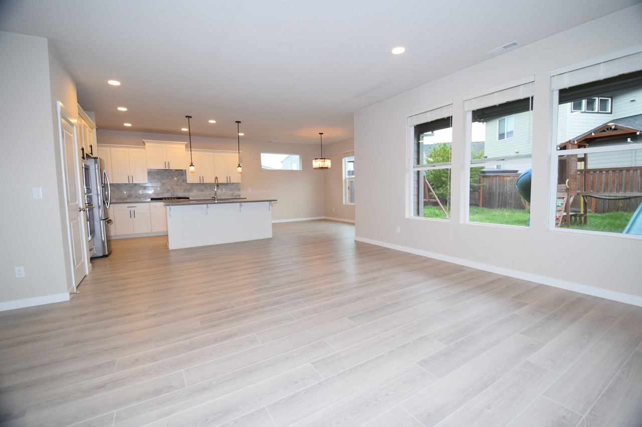 1690 S Quartz Dr #1 - Photo 7 of 47