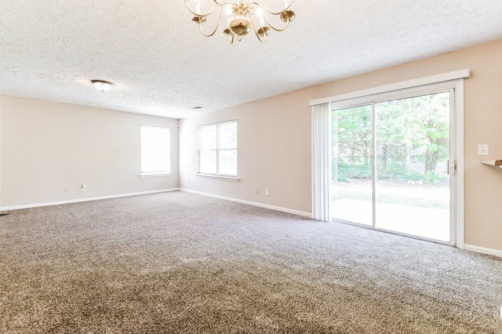 125 Holly Mill Village Dr - Photo 4 of 17
