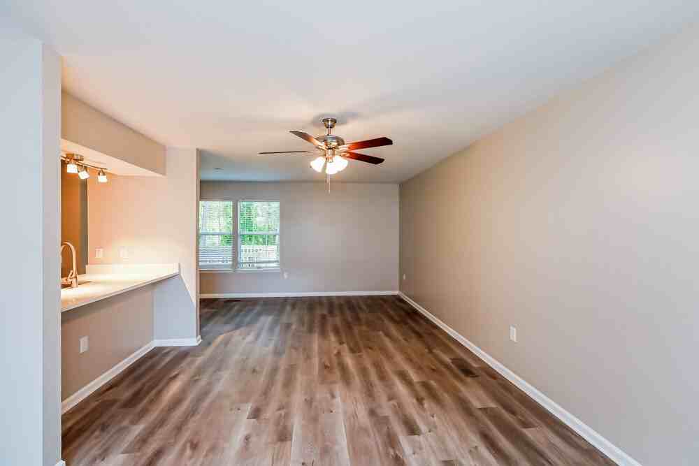 703 Selma Burke Ln - Photo 5 of 16