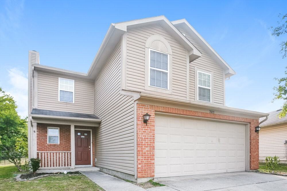 7611 Buck Run Ct - Photo 4 of 17