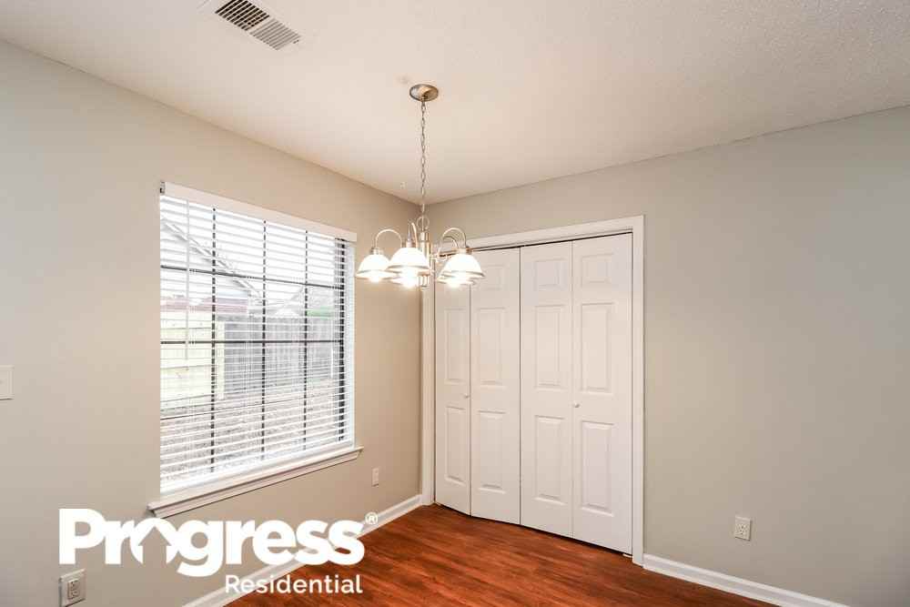 6781 College Park Cv - Photo 4 of 14