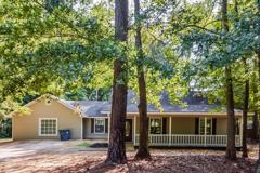 400 Willow Ln - Photo 1 of 1