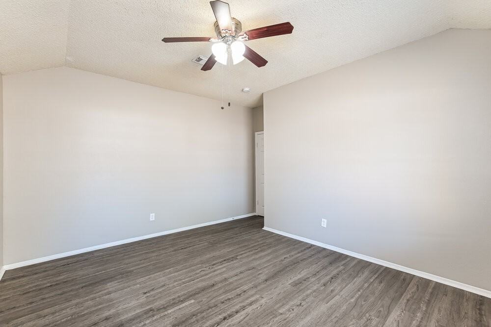 16418 N Cross Dr - Photo 7 of 14