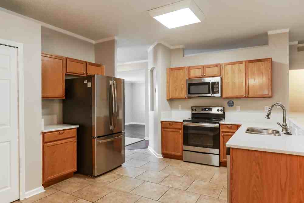 2138 Joseph Hewes Ct - Photo 6 of 14