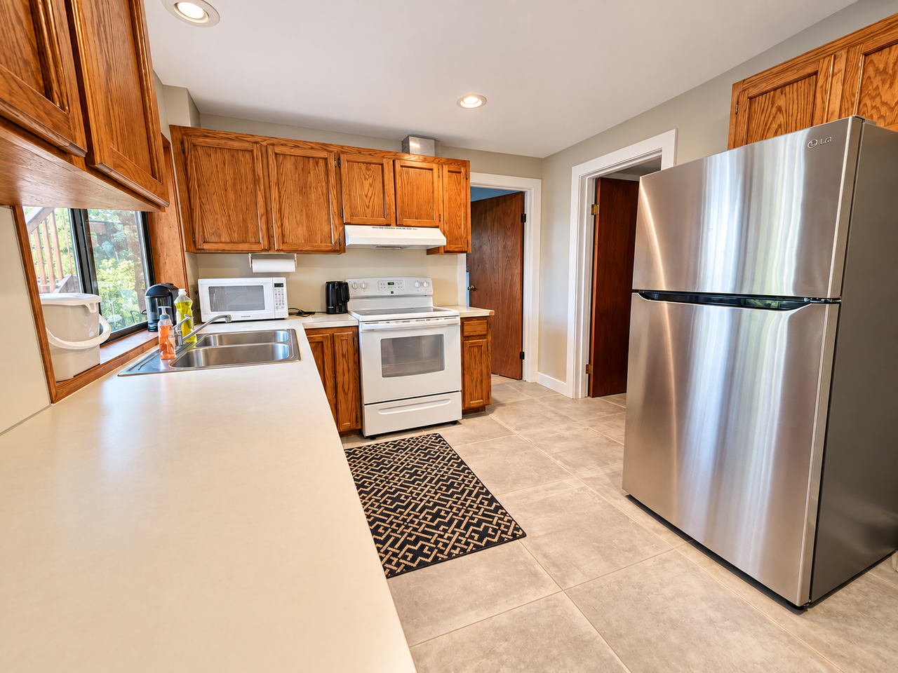 1894 Cliff RoadUnit B #1 - Photo 3 of 18