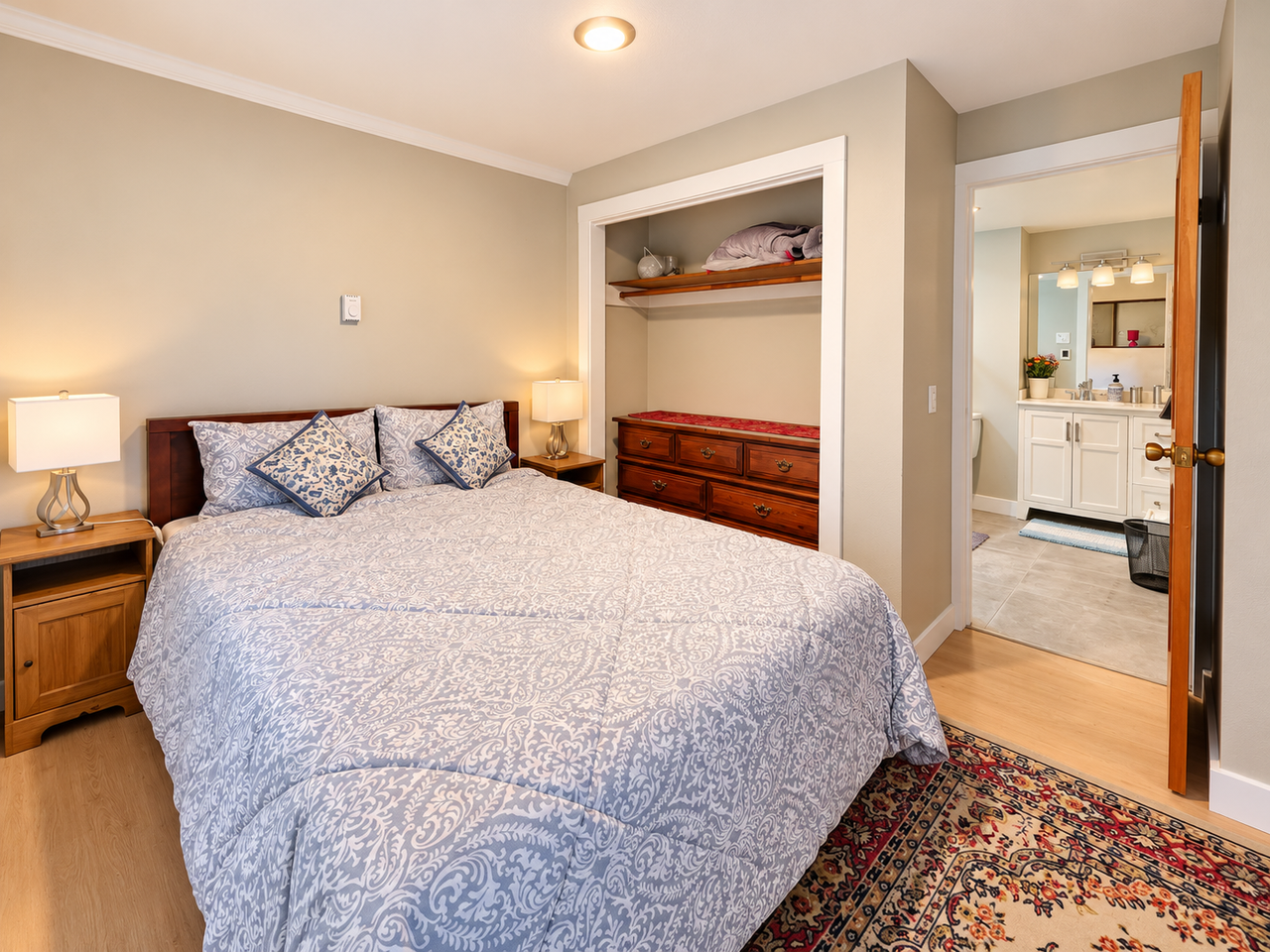1894 Cliff RoadUnit B #1 - Photo 5 of 18