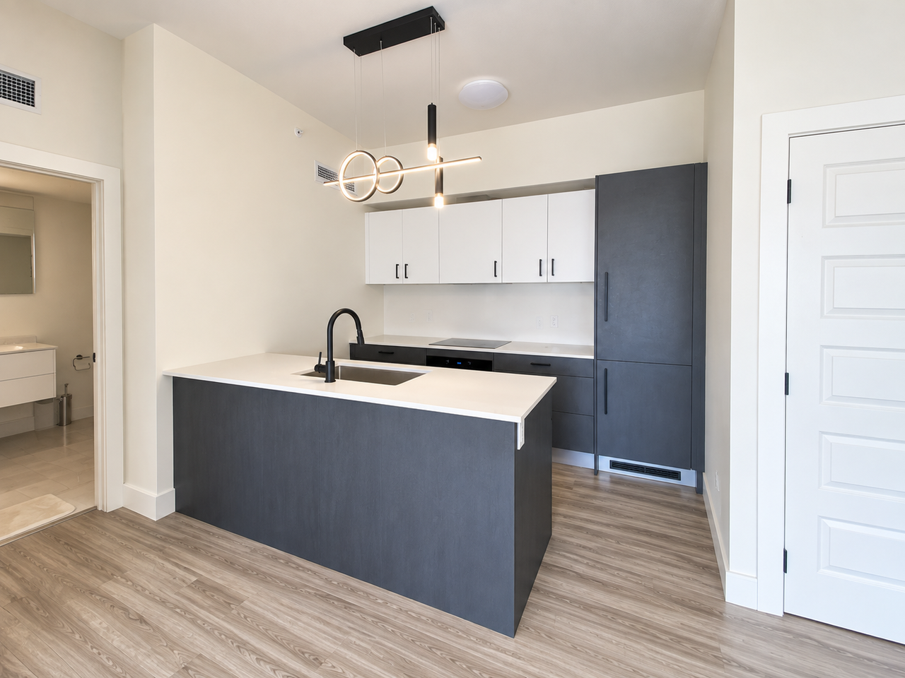 2 Dundas Street West #400 - Photo 4 of 10