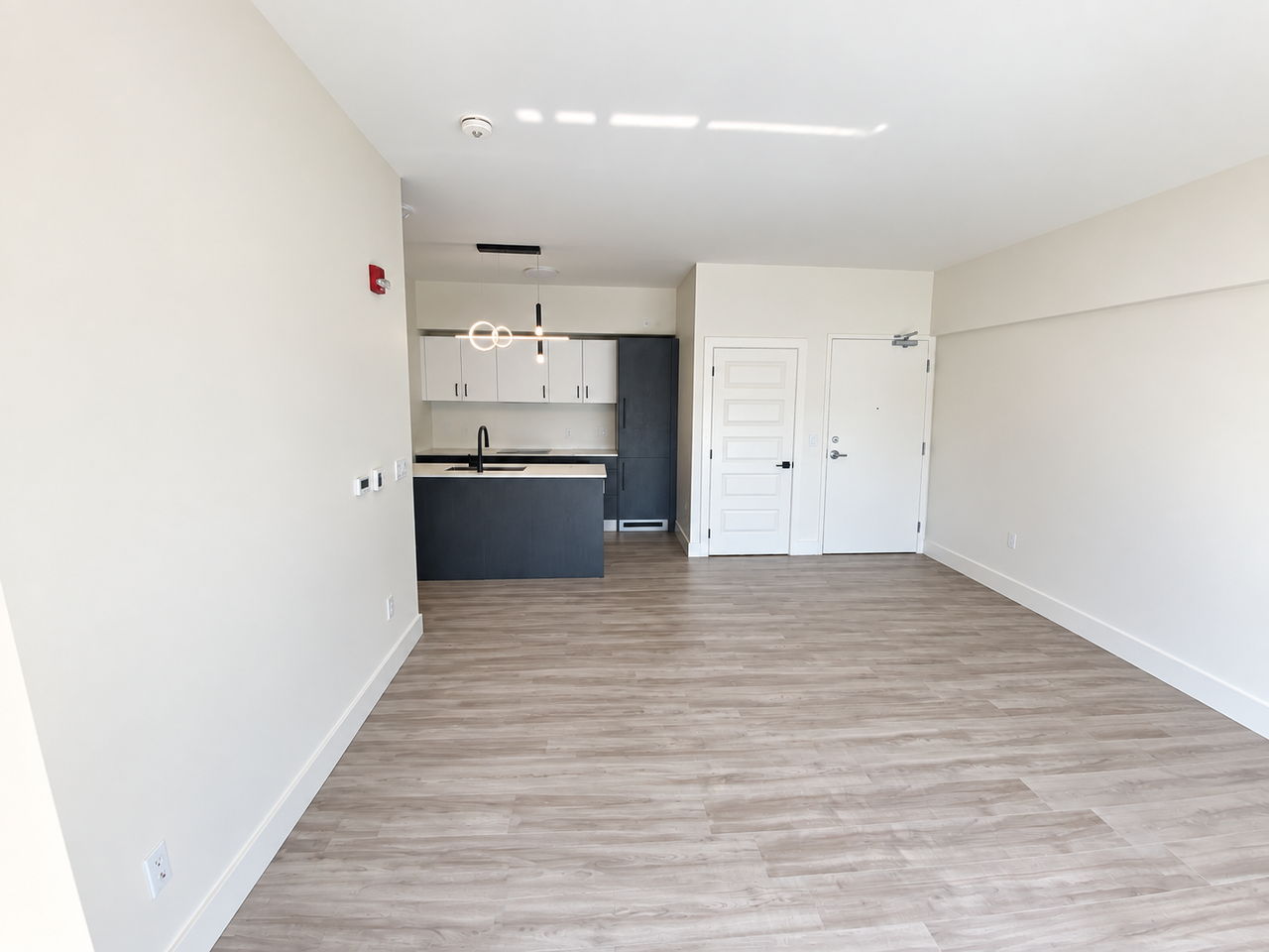 2 Dundas Street West #400 - Photo 7 of 10