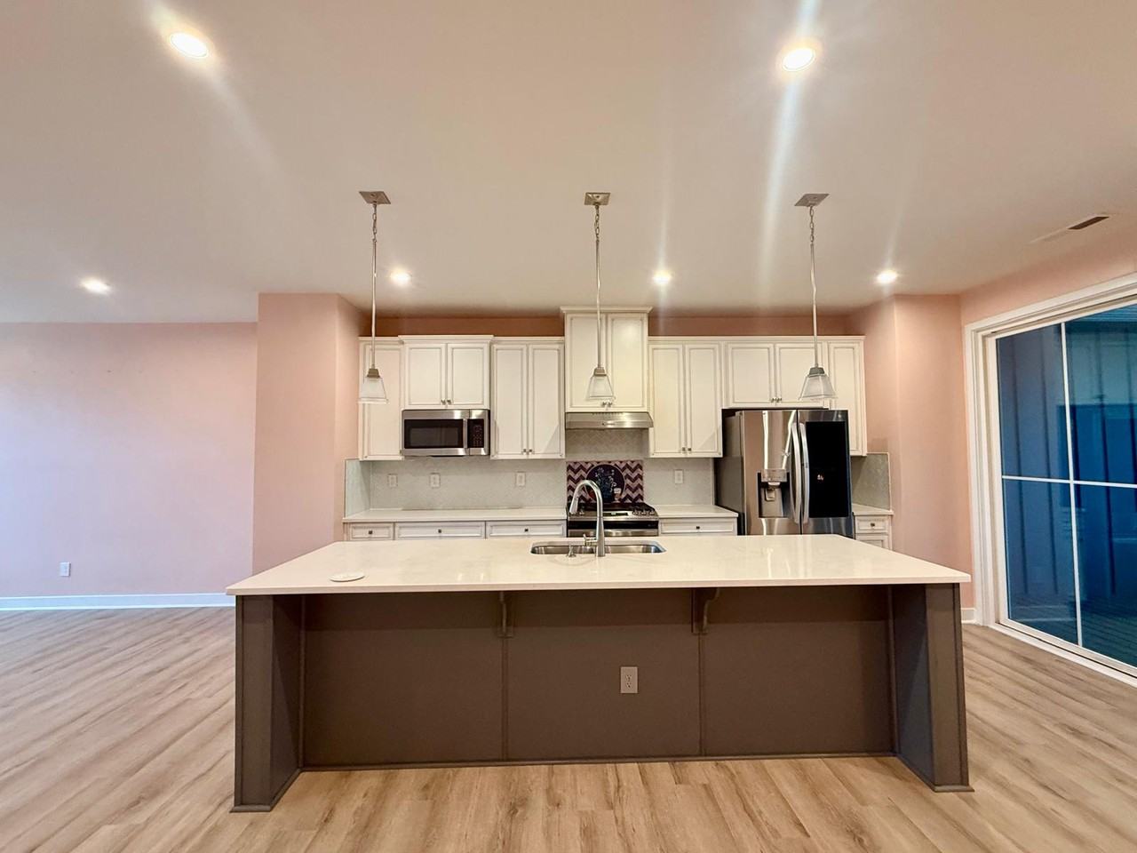 928 Portrush Ln #1 - Photo 3 of 22