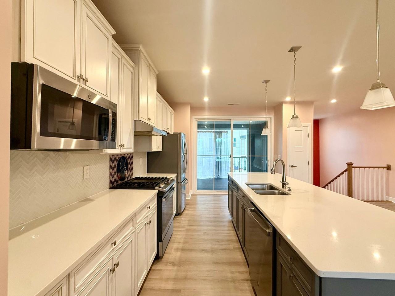 928 Portrush Ln #1 - Photo 4 of 22