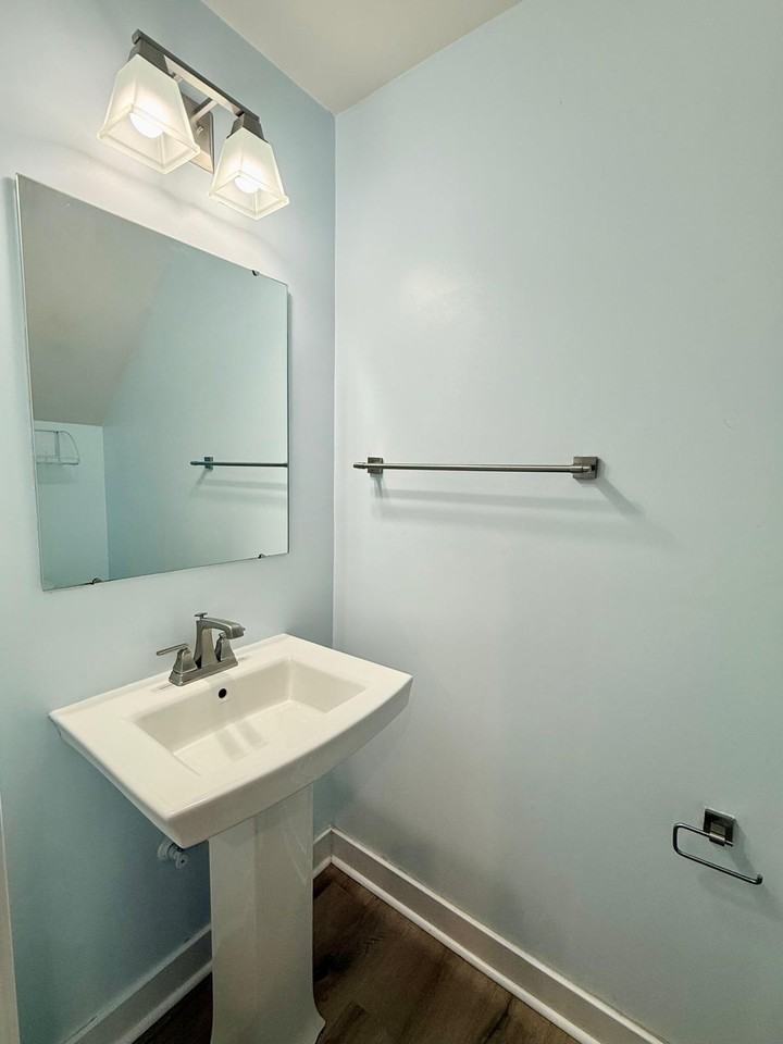 928 Portrush Ln #1 - Photo 7 of 22