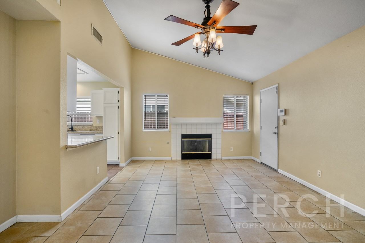 1285 Granite Dr #1 - Photo 7 of 30