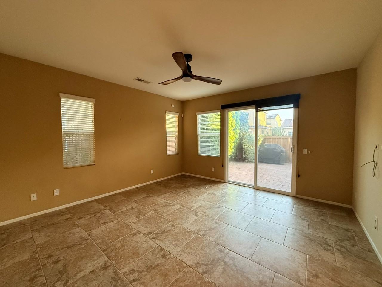 1824 Wolf Canyon Loop #1 - Photo 4 of 40