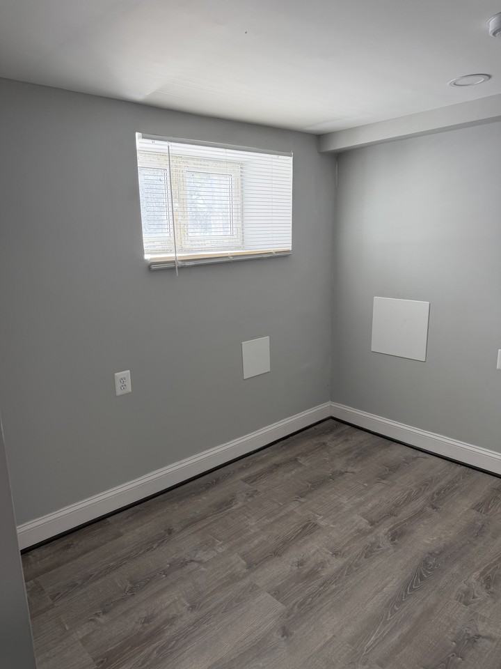 2936 W Mosher Street - Photo 2 of 14