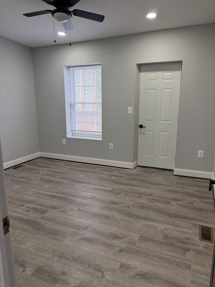 2936 W Mosher Street - Photo 5 of 14