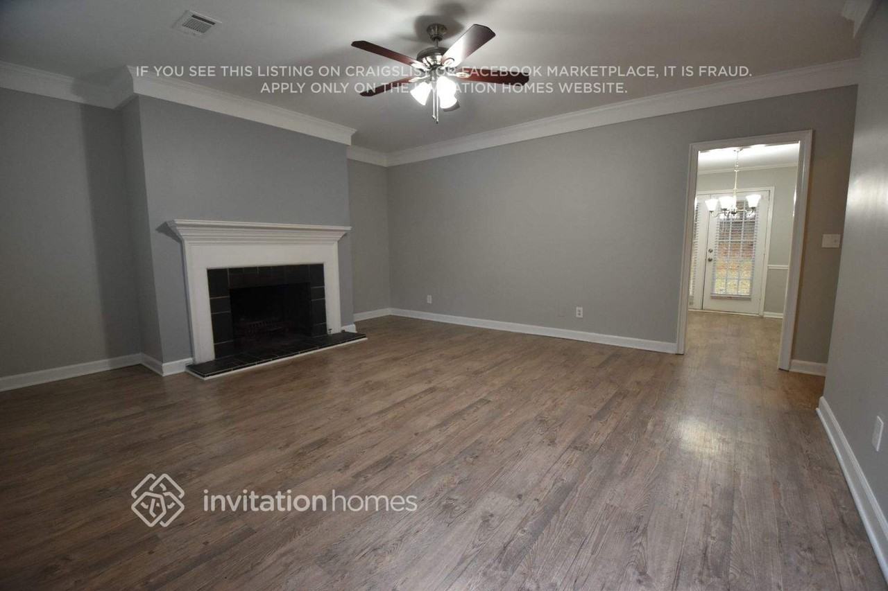 423 Willow Ct Se - Photo 3 of 16