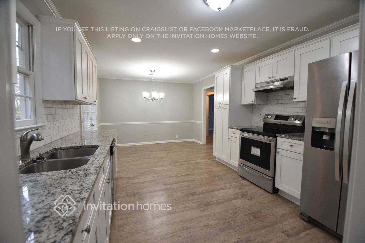 423 Willow Ct Se - Photo 5 of 16