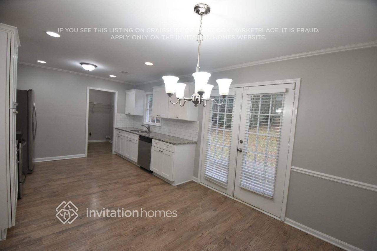 423 Willow Ct Se - Photo 6 of 16