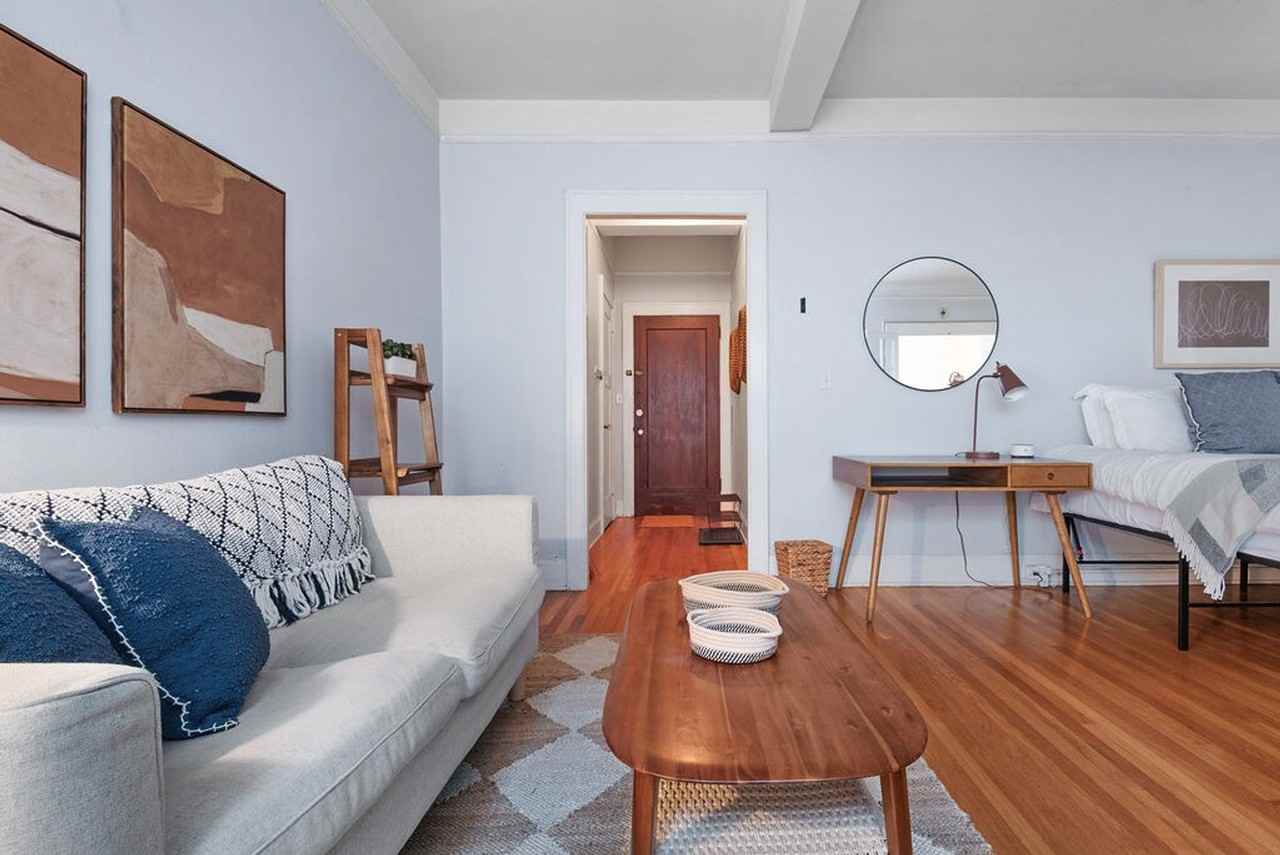 2015 Northwest Flanders Street - Photo 4 of 34