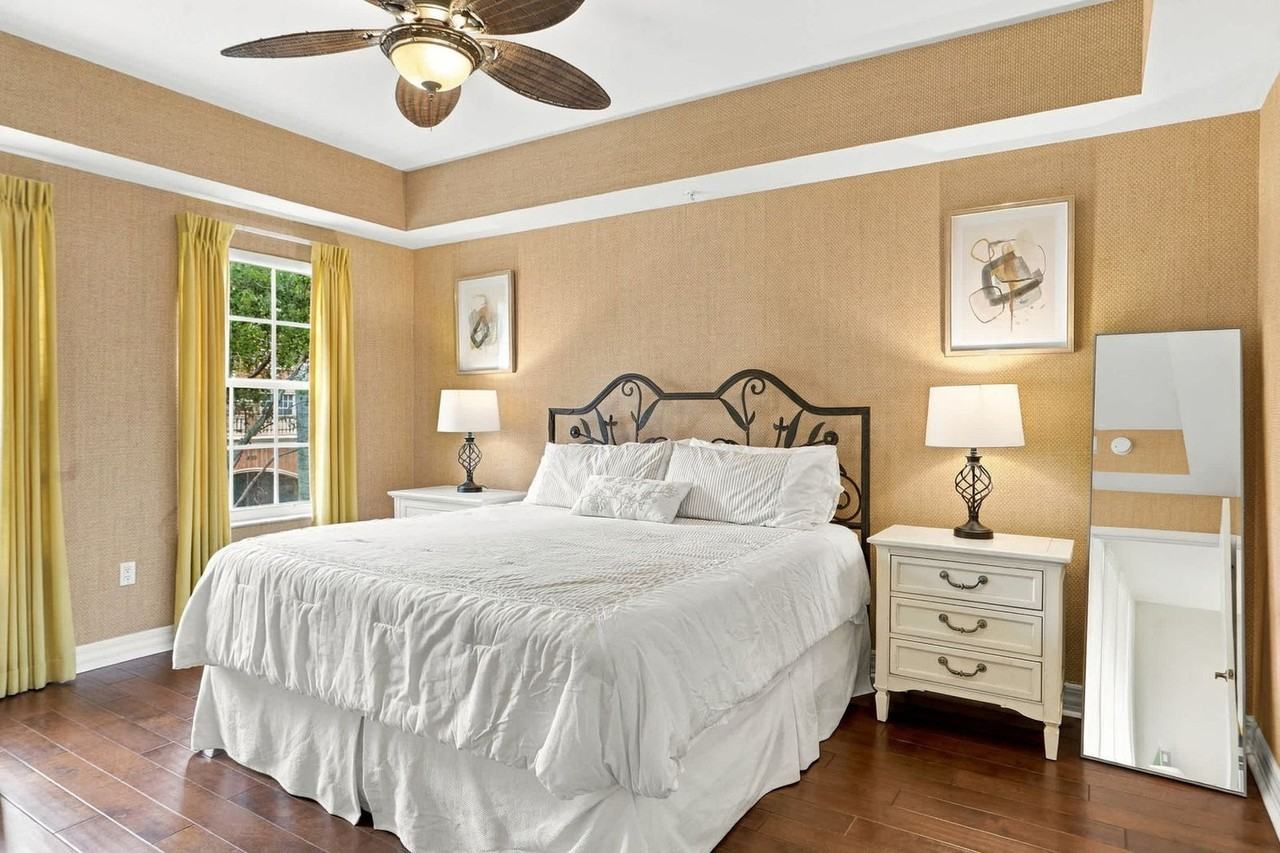 401 Bayfront Pl #1638014P - Photo 4 of 43