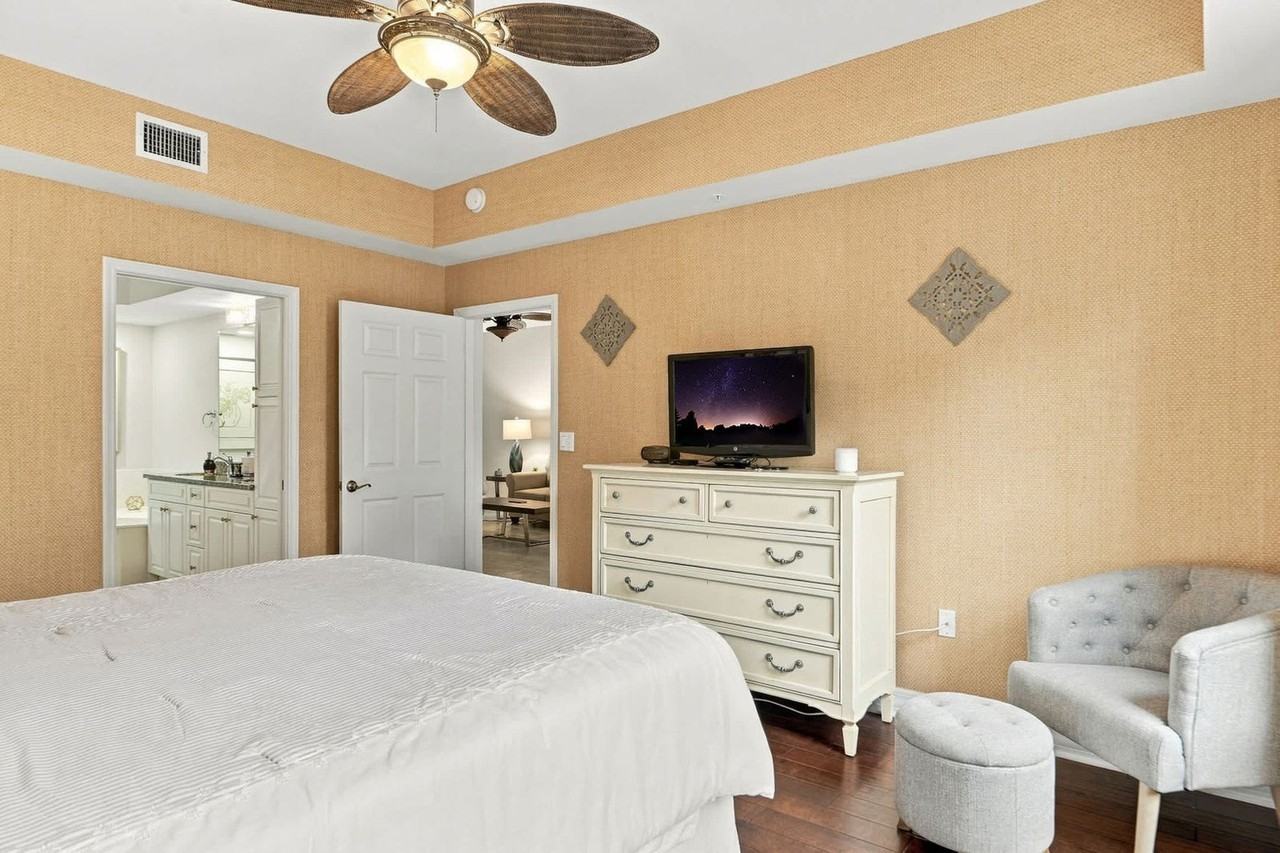 401 Bayfront Pl #1638014P - Photo 7 of 43