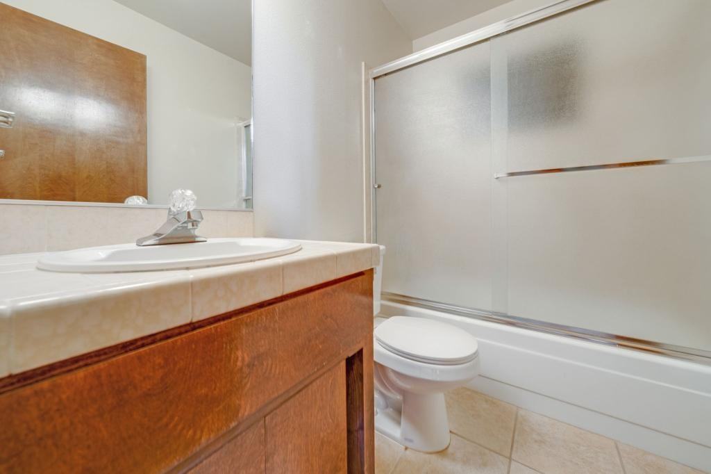 4949 Steelhead Ln - Photo 7 of 15