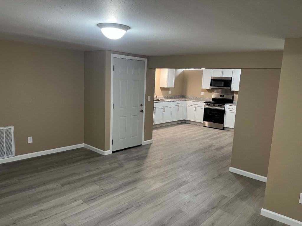 9608 Holy Cross Ln - Photo 4 of 10