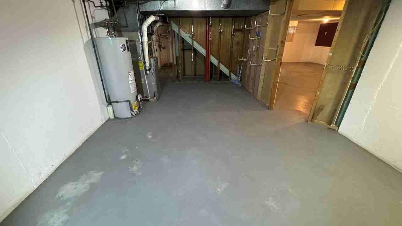 5908 Ashby Ln - Photo 5 of 36