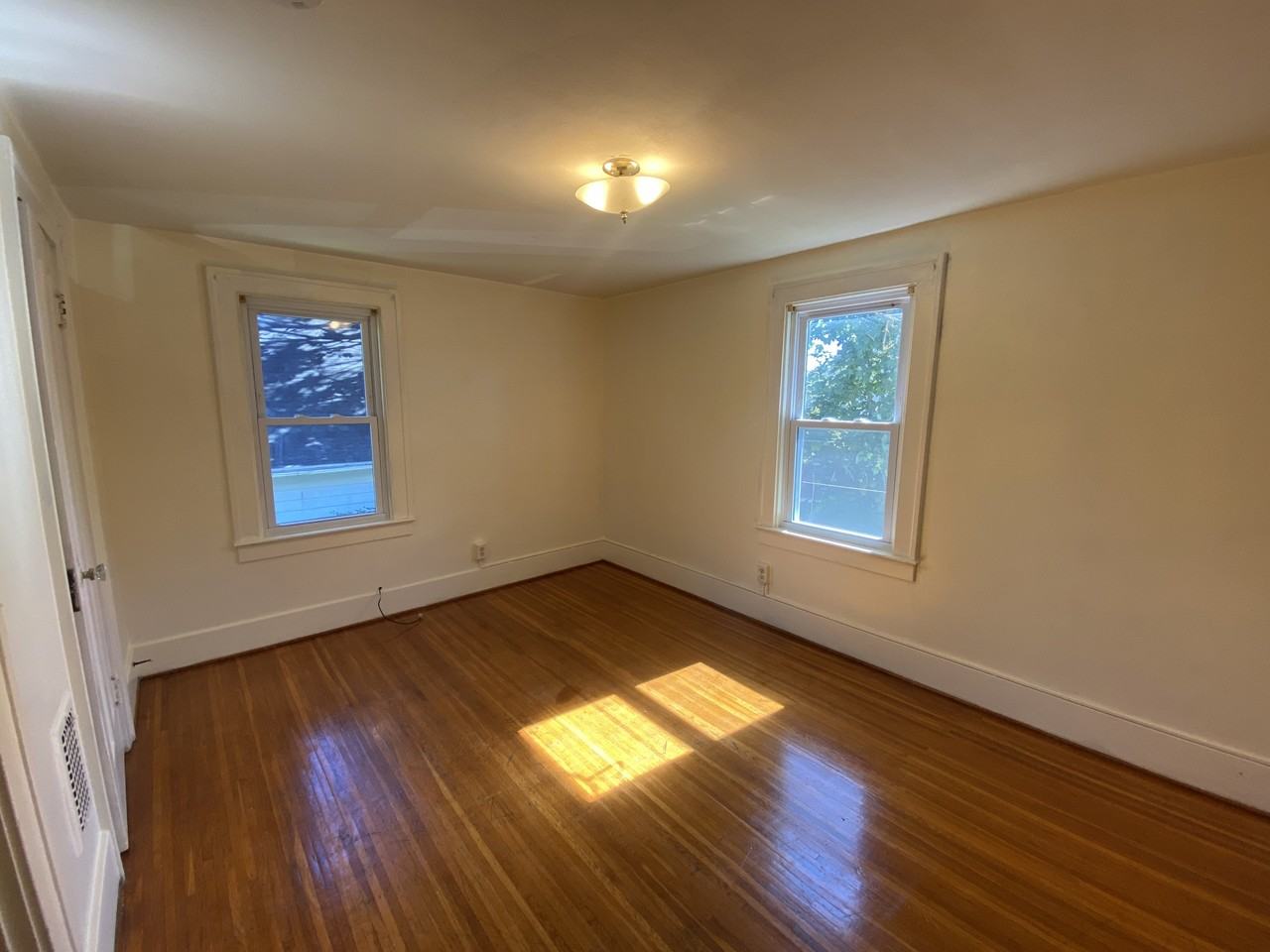 455 Pullman Ave #455 - Photo 3 of 11