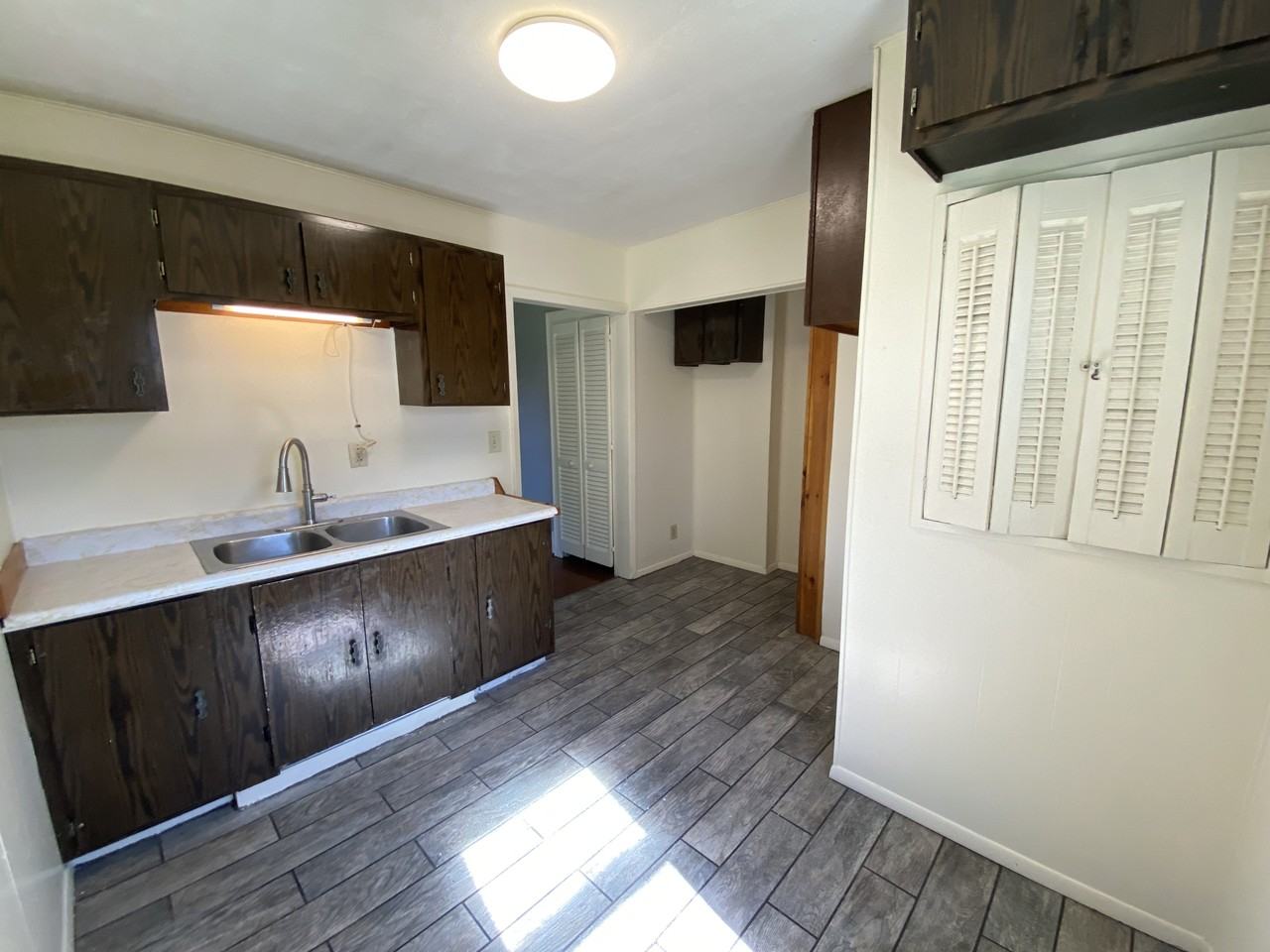 455 Pullman Ave #457 - Photo 2 of 9