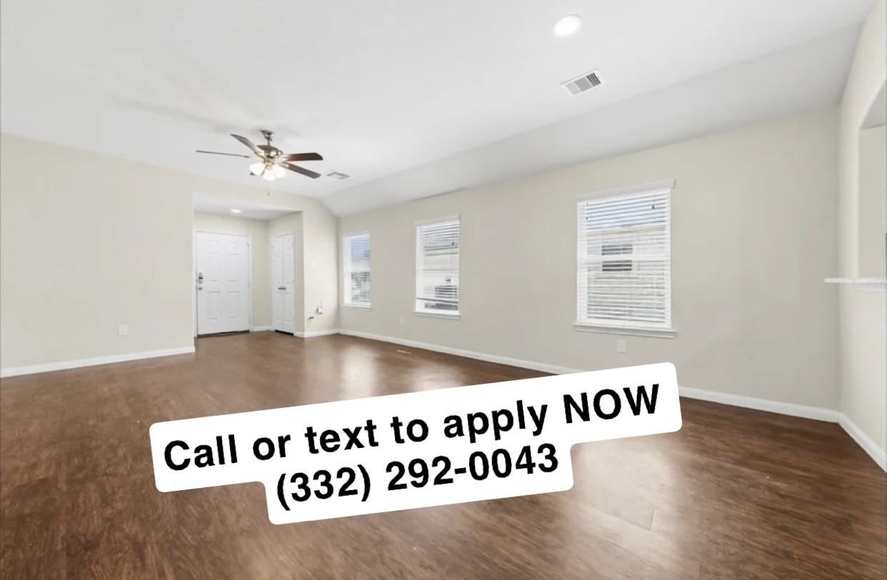 12622 Mountain Daisy Road - Photo 2 of 8