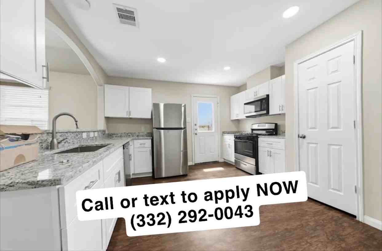 12622 Mountain Daisy Road - Photo 4 of 8