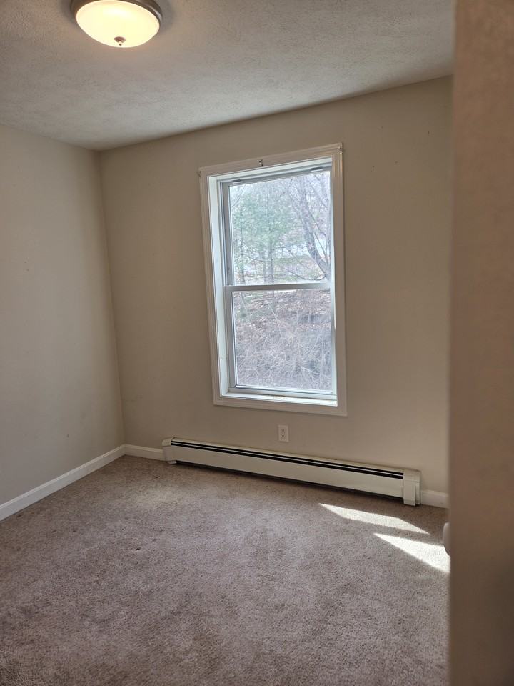 213 S Main St #2 - Photo 5 of 12