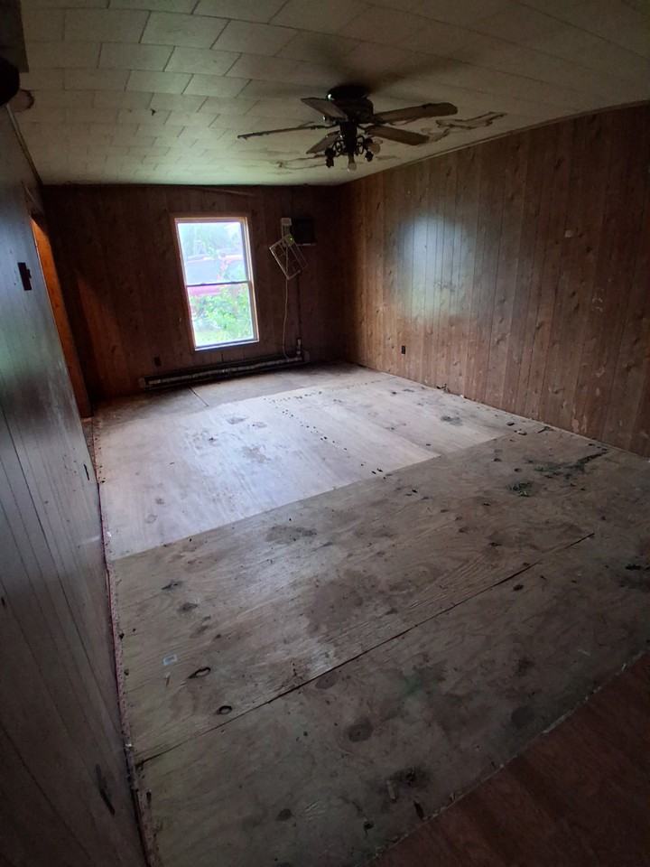 214 Pyle St - Photo 5 of 22