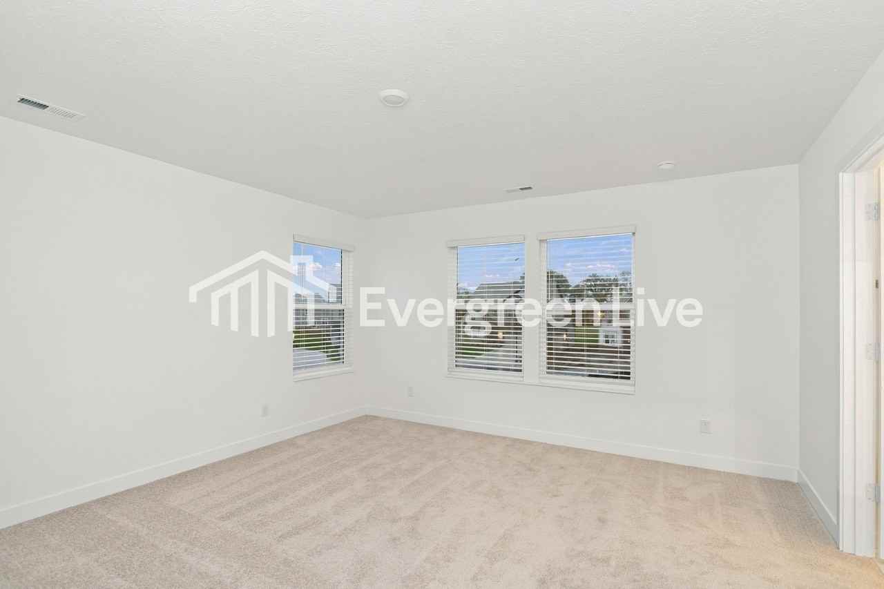 241 Riley Rae Way - Photo 7 of 14